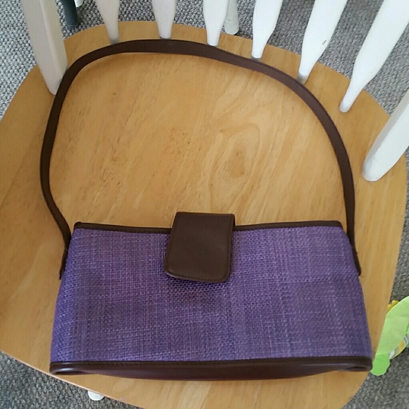 NWOT Liz Claiborne clutch! Perfect 4 a nite out!
