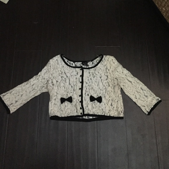 Crop sweater