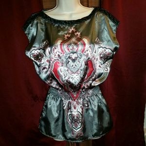 NWOT...Stylish... sexy...top