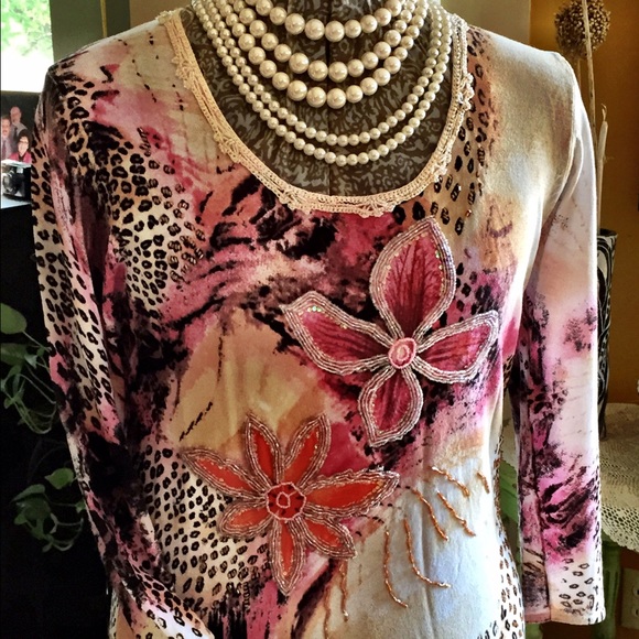 Printed knit top w/3/4 sleeves - Picture 1 of 4