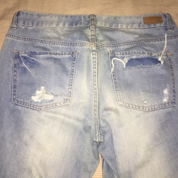 Ripped boyfriend jeans - Picture 2 of 4