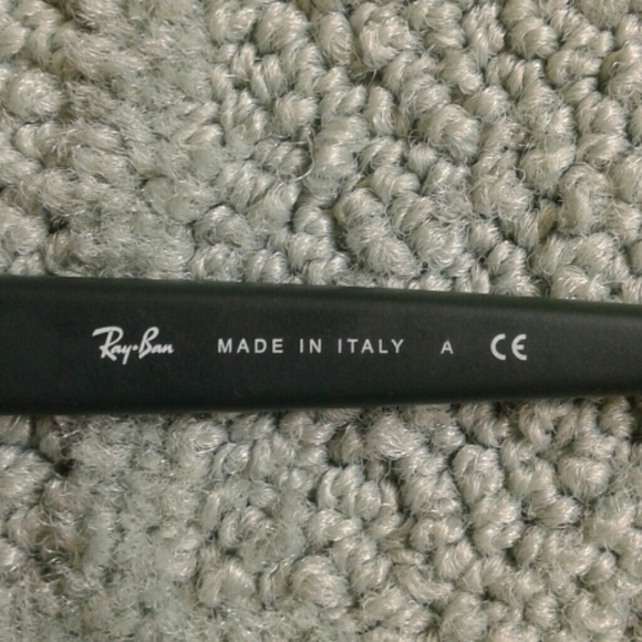Ray-Ban sunglasses - Picture 3 of 4