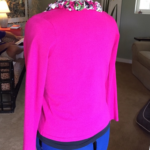 Hot pink cardigan with fabric trim - Picture 2 of 2