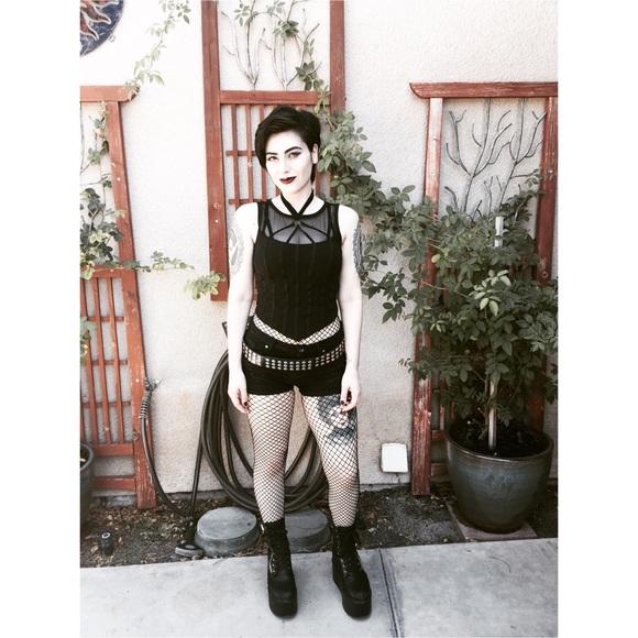 Meet the Posher, Mallory! - Picture 4 of 4