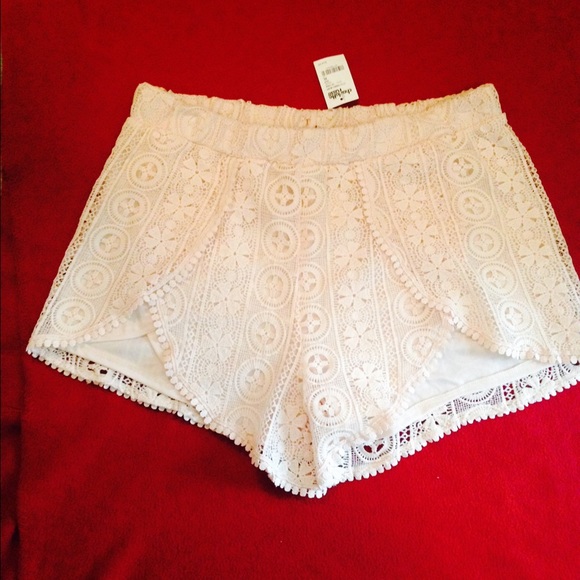 Charlotte Russe Pants - NWT Crocheted Shorts