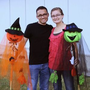 Meet your Posher, Nicole and dan