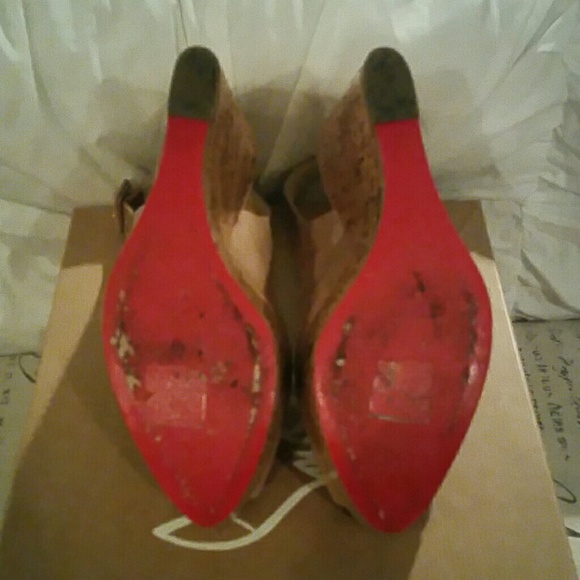 Christian Louboutin Nude Slingbacks - Picture 3 of 4