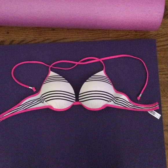 •PINK bikini top•