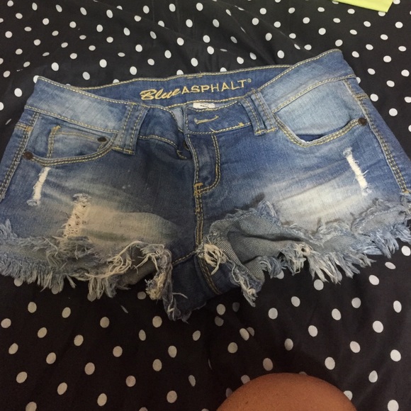 Blue asphalt shorts - Picture 1 of 3