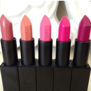 Meet your Posher, Deanna