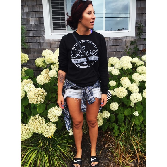 Meet your seller, Jacquie!! - Picture 2 of 4