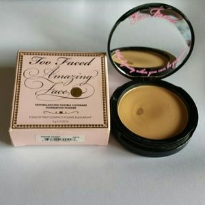 Too faced amazing  face foundation powder