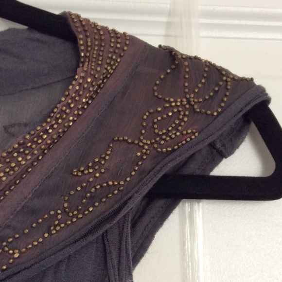 🎉HP🎉 NWT Anthropologie gray beaded flowy sleeveless top. Size XS. - Picture 2 of 4