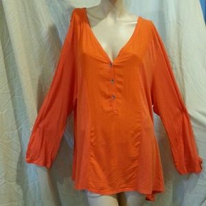 Two by Vince Camuto tunic top