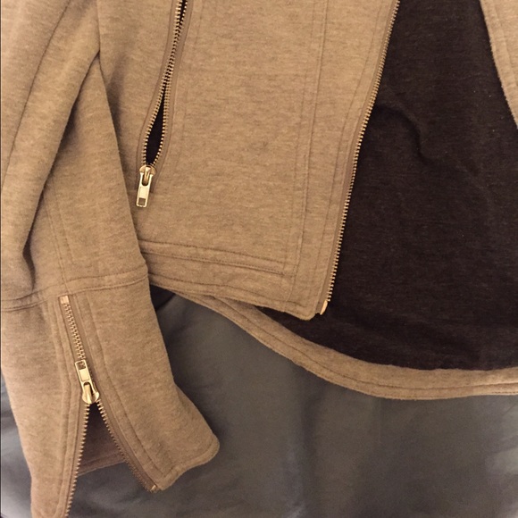 gray jacket - Picture 3 of 3