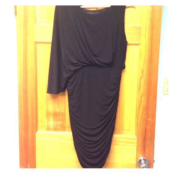 BCBG MAXAZRIA black one arm dress