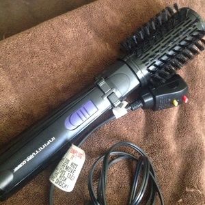 Infiniti Pro conair brush