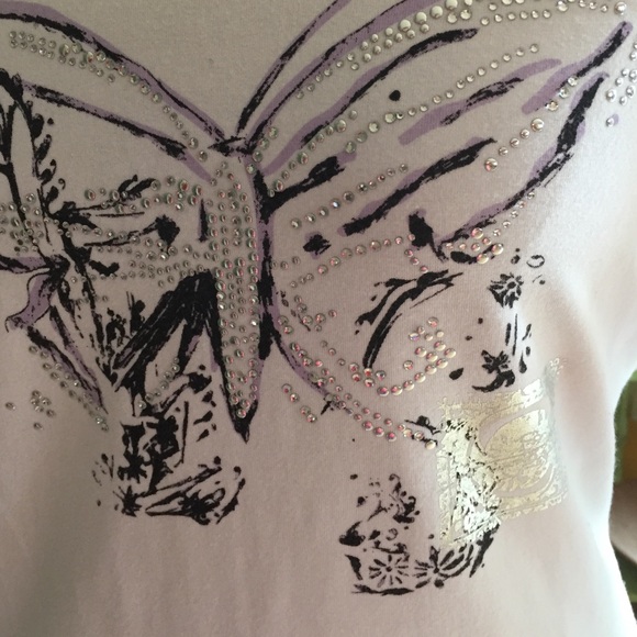3/4 sleeve knit top with butterfly print - Picture 2 of 2