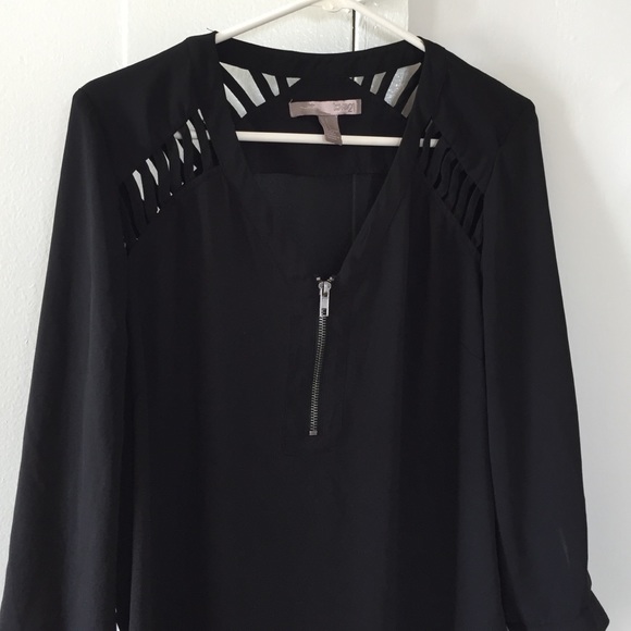 Forever 21 black blouse with cutout detail: L