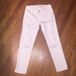 American Eagle white, cropped, shredded  jeans