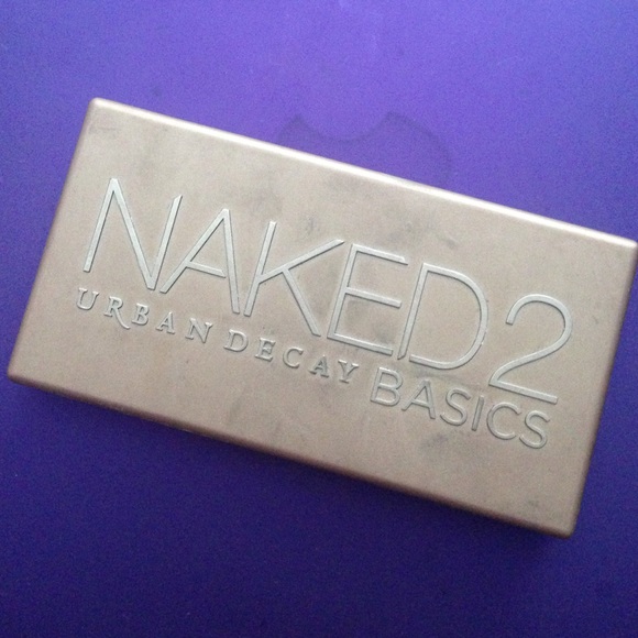 ✨PRICE REDUCED✨Naked Basics 2