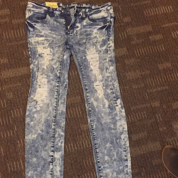 New Distressed Skinny Jeans