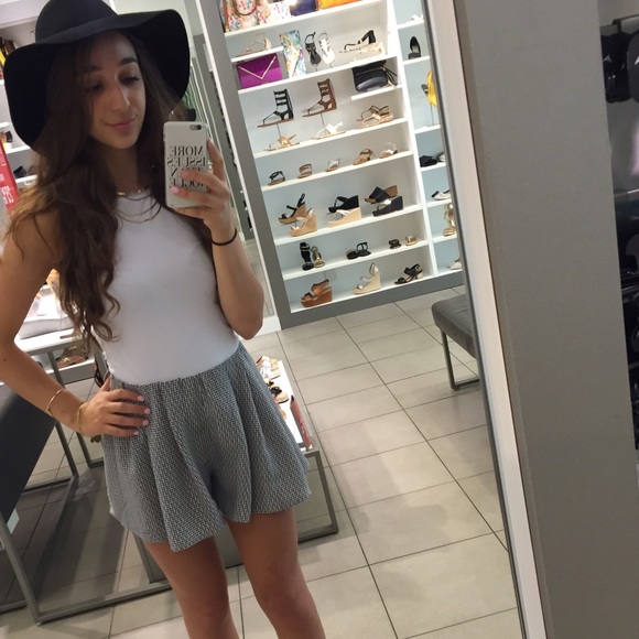 Meet your posher ! - Picture 4 of 4