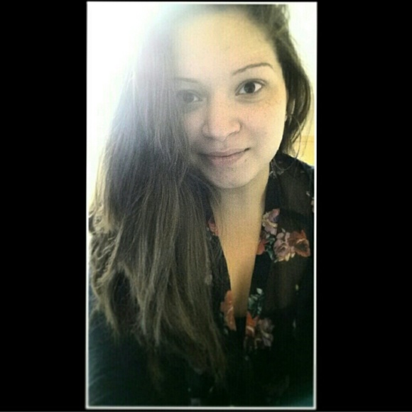 Meet your posher, Cheryl :)