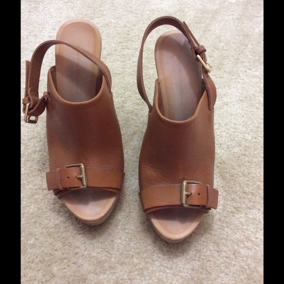 Zara Collection by Basic wedges