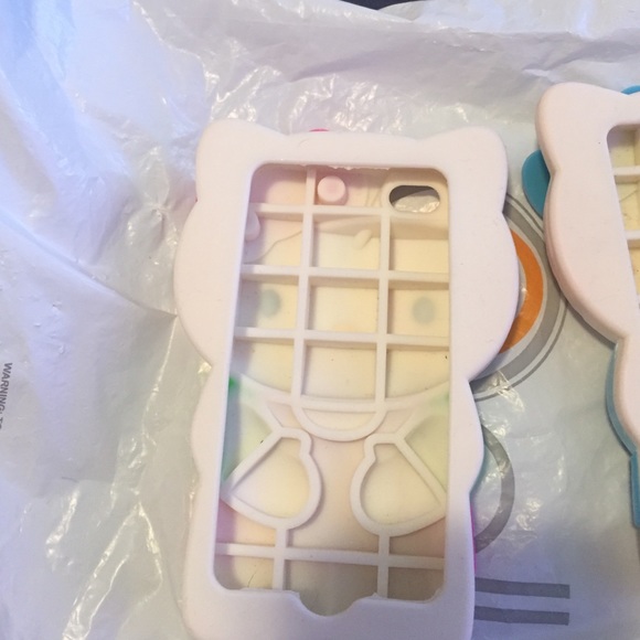 Hello kitty 4 iPhone case (: - Picture 2 of 4