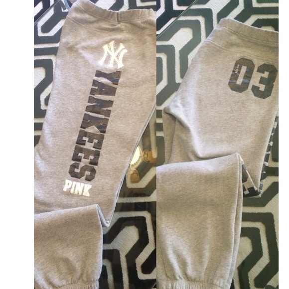 ⚾️Sold ‼️ PINK NY Yankees Bundle💕 - Picture 3 of 4