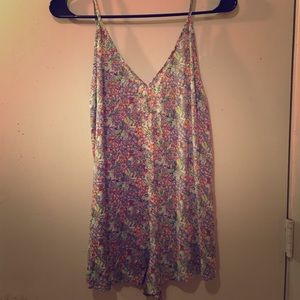 Victoria's Secret Floral Romper sz XS/never worn