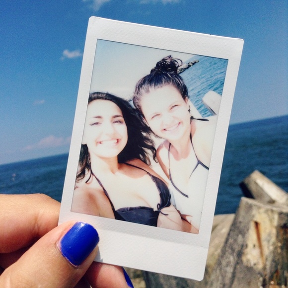 Meet Your Posher! 😁 - Picture 2 of 4