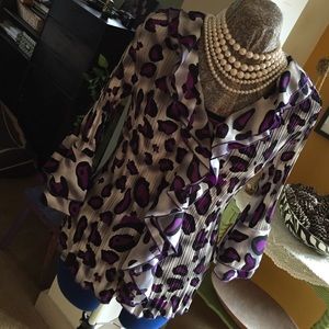 Purple black gray cheetah print top