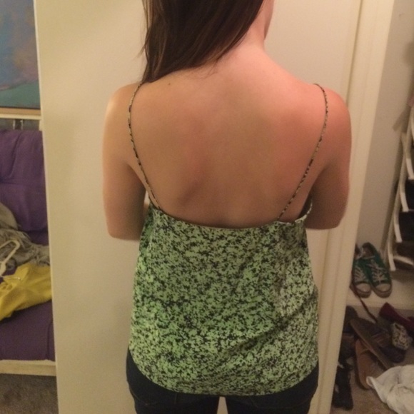 Patterned top - Picture 2 of 3