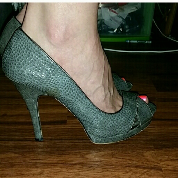 3 heel bundle @clothescloset13