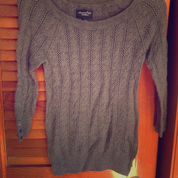 Lightweight grey knit sweater!