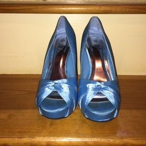 Deb Brand Juniors Sky Blue Pumps