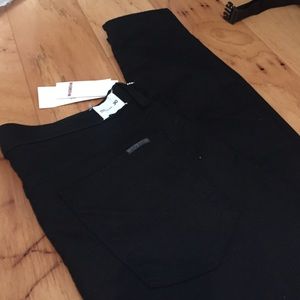 Black super skinny jeans