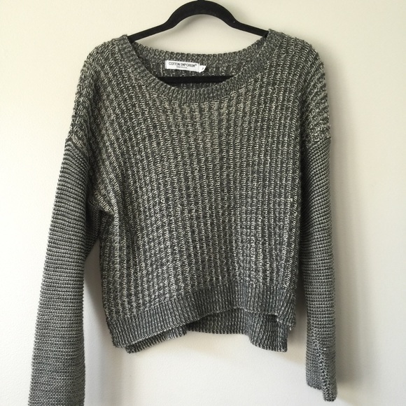 Grey sweater