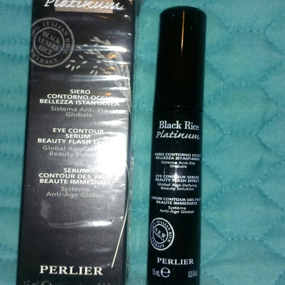 perlier black rice eye serum