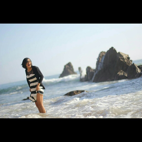 Meet your Posher! ;) - Picture 2 of 4