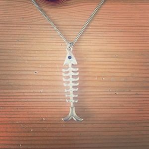 Adjustable chain adorable fish pendant