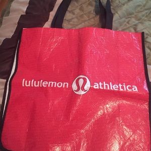Large and small bags lulu lemon,