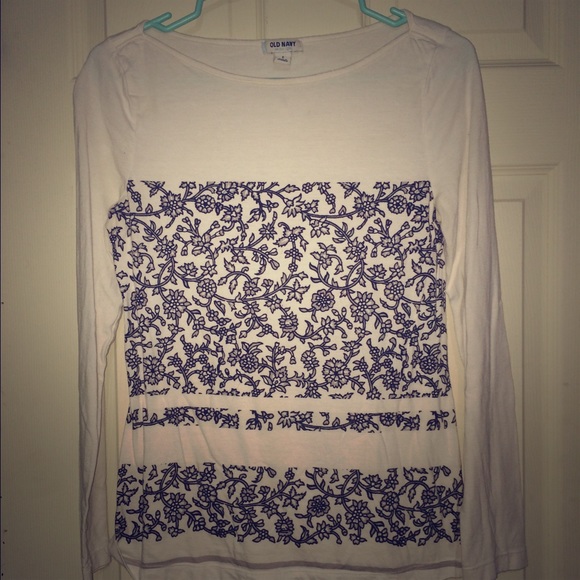 Old navy top size small