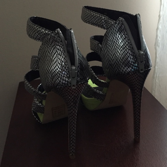 Silver and Lime Green High Heeled Sandals - Picture 3 of 4