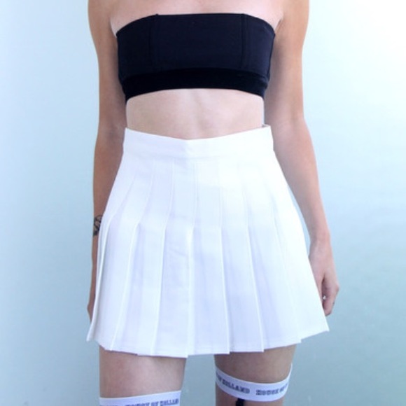 American Apparel White Tennis skirt Size M