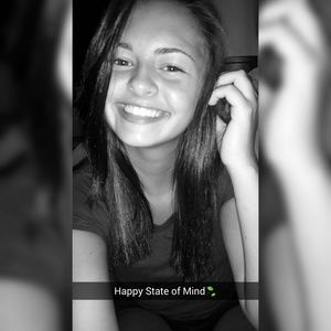 Meet your Posher, Kenz