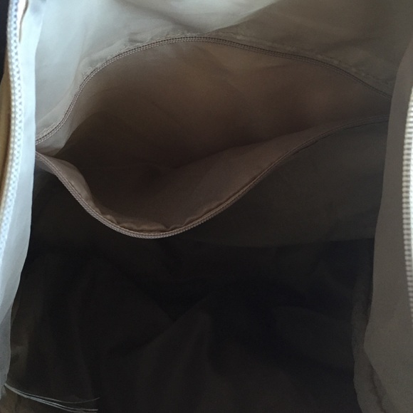 faux leather beige colored handbag from h&m - Picture 2 of 3