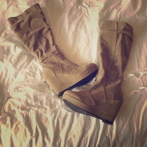 Beige boot heels - Picture 1 of 1